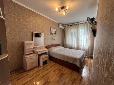 Продажа продается квартира 4 х комнатная в Алмазарсклм районе