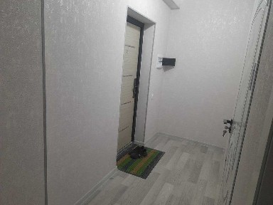 Bek baraka turar joyda joylashgan yangi dom 1 xonali