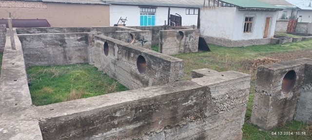 Uchastka sotiladi 6 sotix