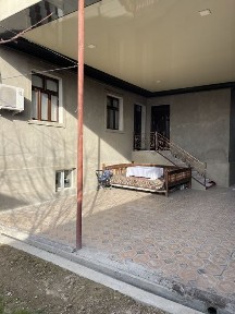 Uy sotiladi Nazarbekda Xarakat