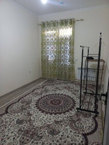 Bez makler kvartira bor yangi darxonda qizlar bilan sheriklikka