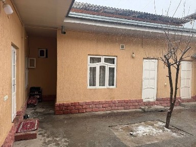 Уй сотилади 2 сот6хона