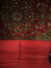 Сдаётся одна комната в двухкомнатной квартире.
