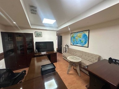 Офис в Бизнес Центре 25 кв. м. с мебелью Садык Азимова ГУВД Эфенди
