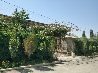 Файзли ховли сотилади