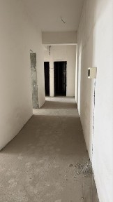 Нурафшон шахарда 3 хонали уй срочно сотилади.