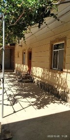 Umid posyolkadan 6 sotkli uglavoy hovli sotiladi