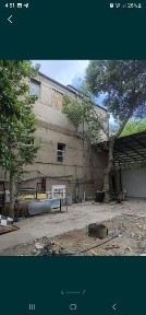 Срочно продаётся здание в центре города