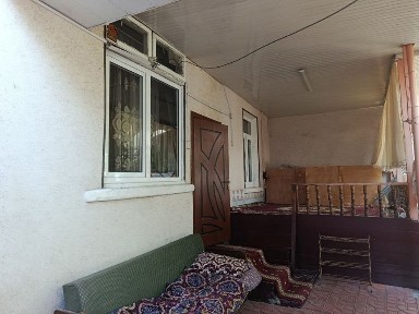 Uy xovli (uchastka)