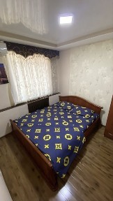 Сдается своя 2х комнатная квартира в центре города