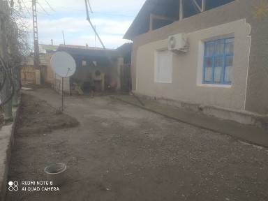 Продаётся дом 20 сотох в бустонлик