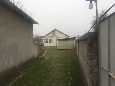 Sotiladi xovli uy/Продаётся участок
