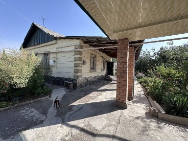 Сотилади. Продается 3 ком дом на Цилине.