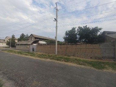 Uy sotiladi srochna
