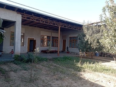 Uchastka sotiladi 6.5 sotix