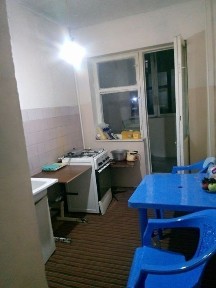 Qizlarni va Ayollarni kvartiraga qoyamiz