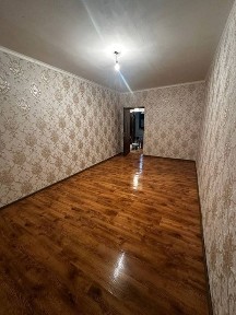 Ohangaron 2 xona srochna sotiladi