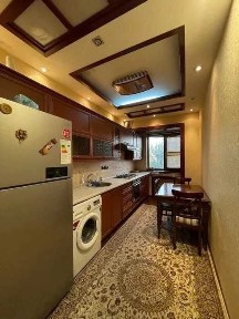 Продаю квартиру метро Ойбек 3 комнатная