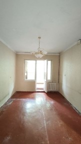 Qoraqamich 2/1 2/3/4 balkon 2:6 srochno sotiladi