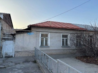 Продаётся участок 1,7 сотки, с домом! Алмазарский район, Тахтапуль.