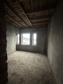 Hovli sotiladi sergeli bobur maxalla