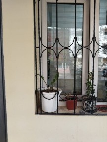 Продам 1 ком 1этаж 4этажки СЕРГЕЛИ -2. С отличным ремонтом. Выход в ог