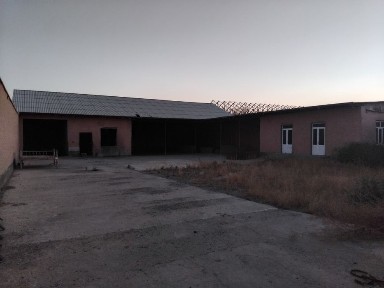 Uchastka sotiladi