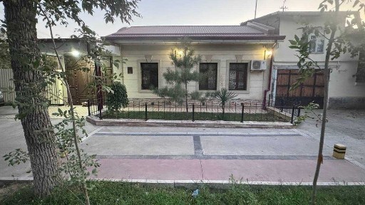 Саракулька первая линия около кафе Айсу Джаго 4.5 соток фасад 15 мет