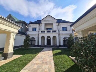Богатый особняк на 6 сотках (Никитина) 750 кв. м