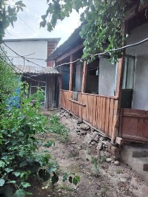Продам дом срочно. Мухтар Ашрафи, 1 проезд. Ипотека НЕТ.