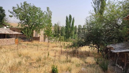 Uy sotiladi yaxshi joydan
