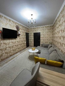 Продаю квартиру Яшнабадский р-он Авиасозлар-1, 3-х ком 4-этаж 67м2