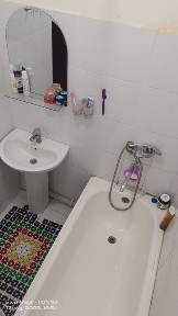 Dom sotiladi srocni