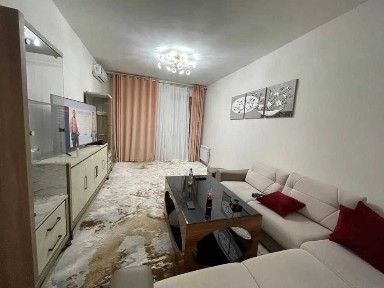 Arenda Olmazor city 2 xona xamma sharoiti bilan srochna