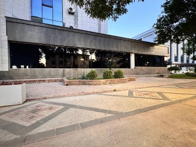 Вдоль дороги продаётся нежилое помещение Нукусская, 900 кв