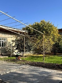 Қибрай марказида 14 сотихли, премиум даражадаги ҳовли!