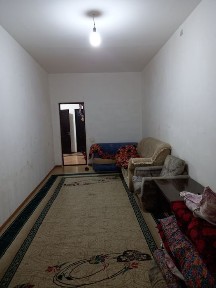 Продам 3-х комнатную квартиру первый этаж.