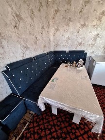 Sroshno hovli sotiladi