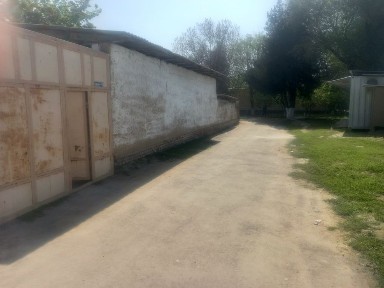 Assalomu alekum o'zimiz yashap turgan uyimizzi sotamiz