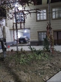 Uchastka sotiladi Nazarbek tekstil Torozda hamma kamunikatsa bor