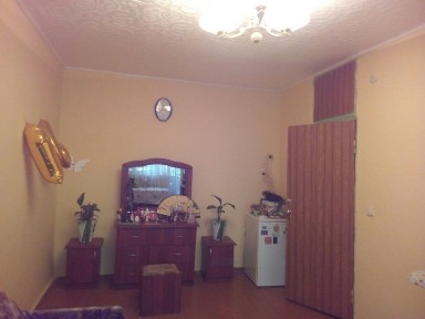 Продаётся 2-х комнатная квартира (бывшее общежитие).