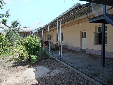 Ipadrom bozoriga 4km uzoqlikda 115.000$