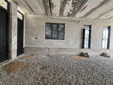 Xovli sotiladi Кармана Саёхат чойхона