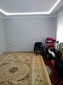 Uchastka sotiladi