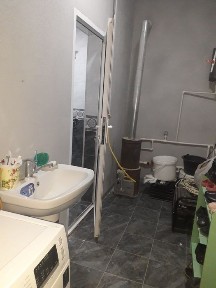 Срочно келес кук теракда улугбек кучасида янги курилган уй сотилади