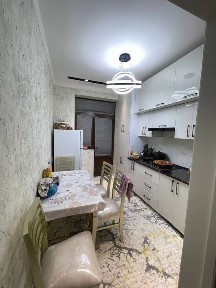 Uy sotiladi 65kv