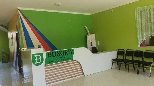 Shahar markazida biznes uchun Eski Asaka bank