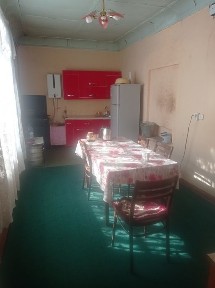 Nazarbek maxallasida 4/4 sotok uy