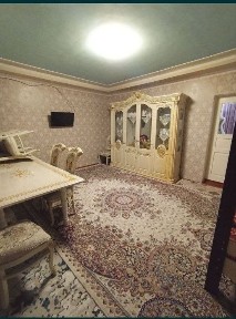 Nazarbekda fayzli hovli sotiladi