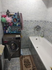 Uy sotiladi Yangihayot tumanida 3 xonali